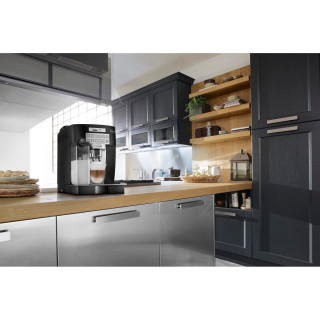 Coffee machine De Longhi Magnifica S ECAM 22.360.B